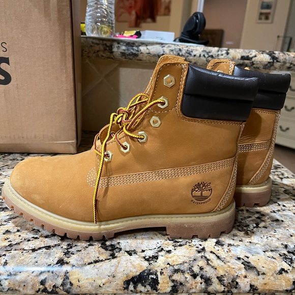 Timberland boots - Picture 3 of 8